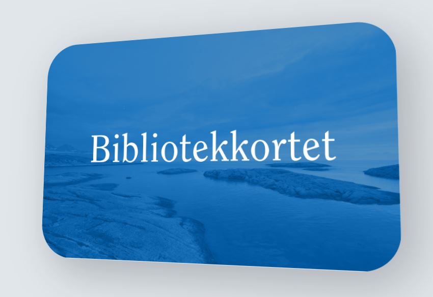 Skjermdump av forsiden på et Bibliotekkort- Bakgrunnen er hav i blått, og tittel: Bibliotekkortet i hvite bokstaver.