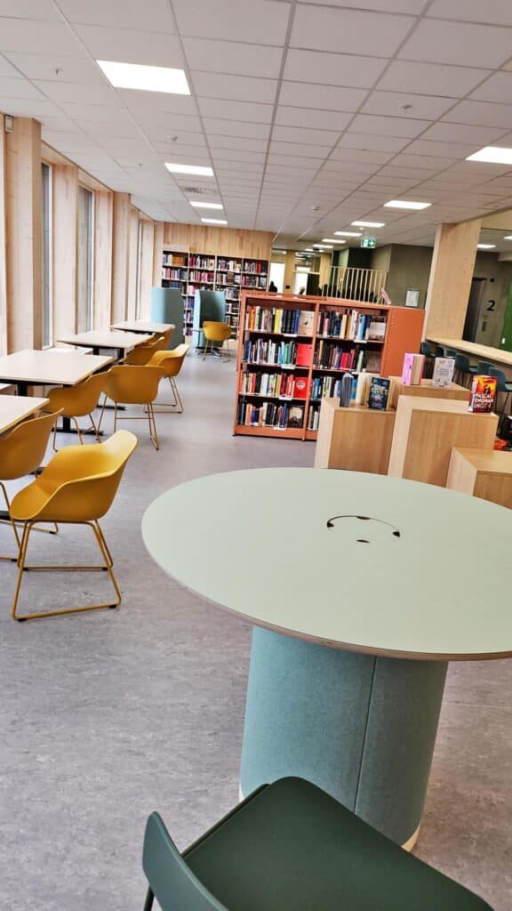 Skolebiblioteket på Verdal VGS